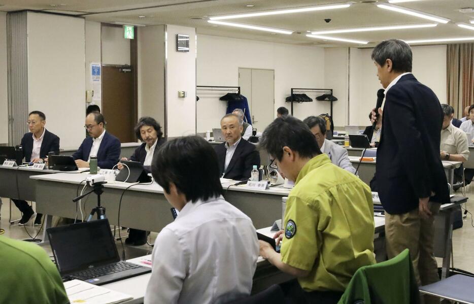 札幌市で開かれた「科学委員会」＝7日午前