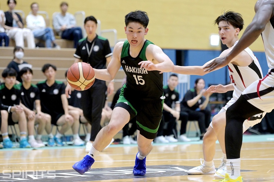 昨年のFIBA U19ワールドカップでは飛び級の18歳で選出された小川瑛次郎