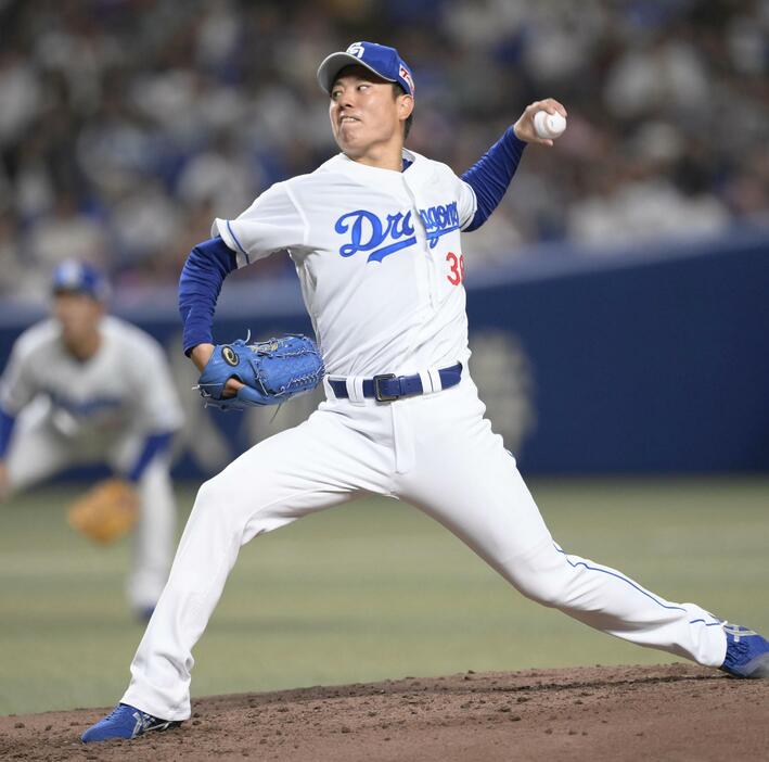 5回1失点で3勝目を挙げた中日・松葉＝バンテリンドーム