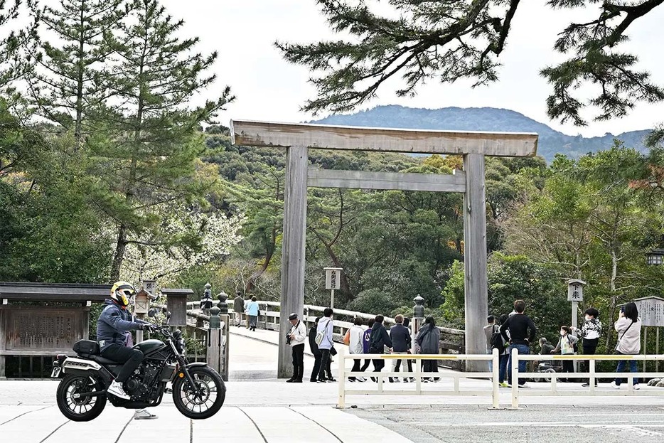 愛車やレンタルバイクで伊勢神宮を参拝するツーリングラリー。スタート地点は全国どこでもOKだ。