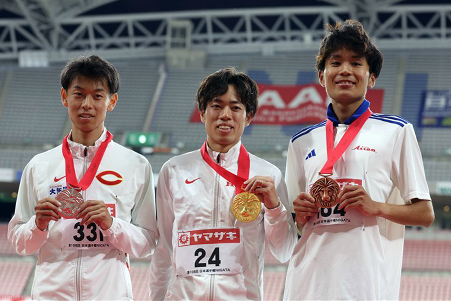 日本選手権男子3000m障害で初優勝を飾った青木涼真