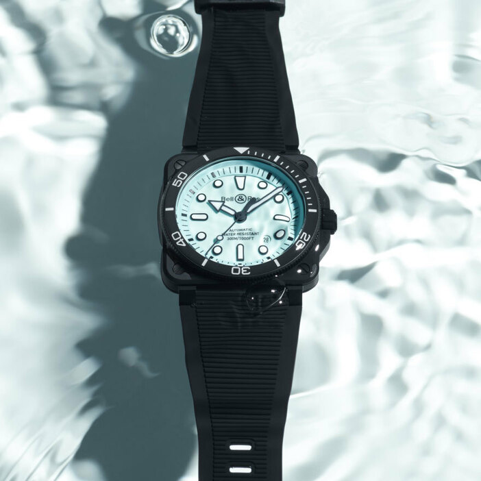 航空機の計器開発をルーツとする時計ブランド“ベル＆ロス”は、性能と視認性の基準を引き上げた新しいダイバーズウオッチシリーズ“BR 03 DIVER”を発表。一挙に5モデルを公開した。
