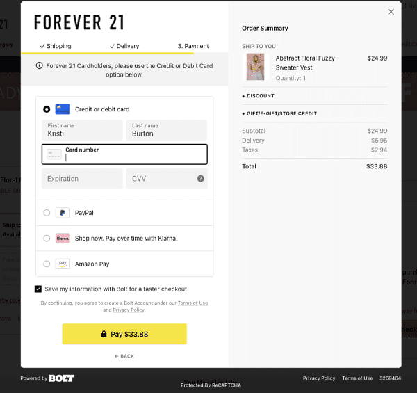 Forever 21は、決済サービス「Bolt」を利用して顧客情報を保存し、次回以降の購入時に顧客がスピーディーにチェックアウトできるようにしている（画像は『Digital Commerce 360』より）
