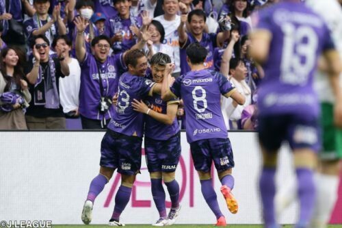 広島と東京Vが対戦した [写真]＝J.LEAGUE via Getty Images