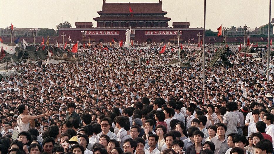 1989年6月2日、中国当局による武力介入が起きる直前の北京の天安門広場＝中国・北京（AFP＝時事）