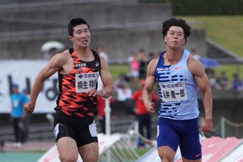 布勢スプリント男子100mで7位となった桐生祥秀（左）