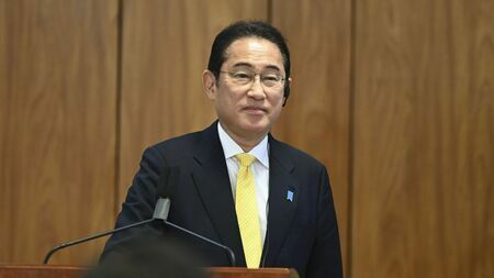 岸田文雄首相肝いりの「定額減税」が6月から始まった（写真：Bloomberg）