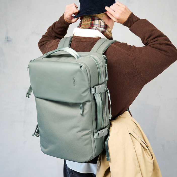 インケース 「A.R.C. Travel Pack」（3万9600円）