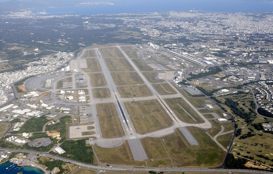 沖縄県の米空軍嘉手納基地＝2023年12月