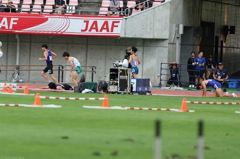 日本選手権男子1500mの予選2組では接触により多数の選手が転倒する事態となった
