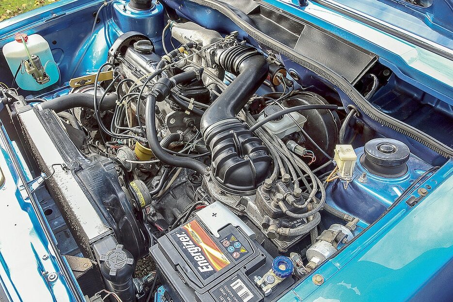 1,588ccの1.6リッターエンジンは1976年にシロッコに導入され、アウディ 80 GT/Eにも搭載された。