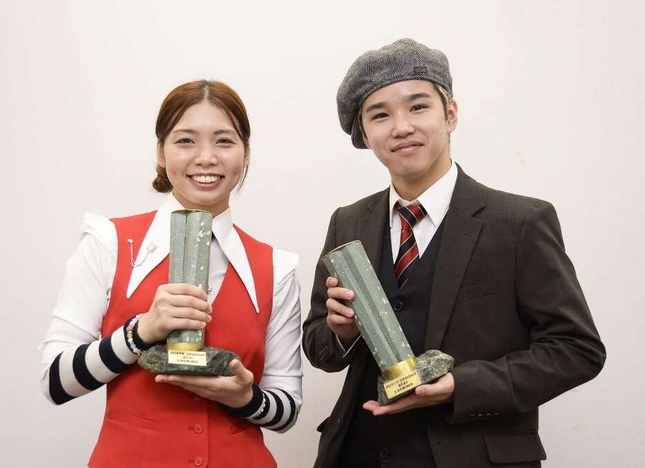 ストリートダンスの世界大会で優勝した加藤有紀さん（左）、米満叶夢さんペア＝県庁
