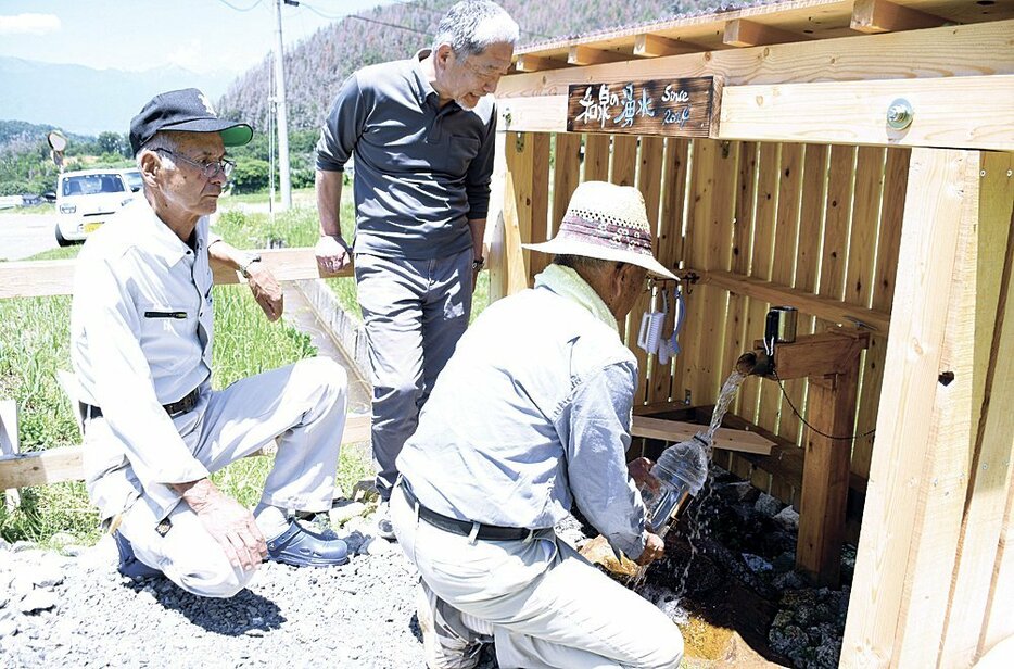 町会有志が整備した「和泉の湧水」