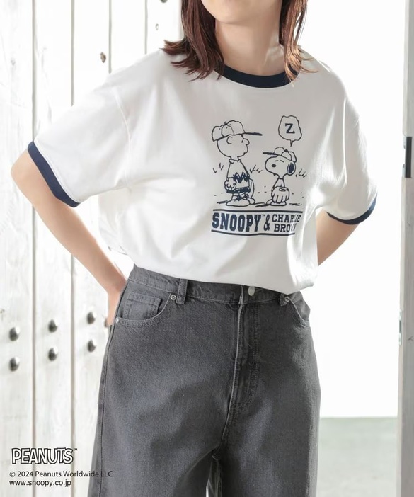 「スヌーピー Tシャツ」(1680円)カラー：ホワイト