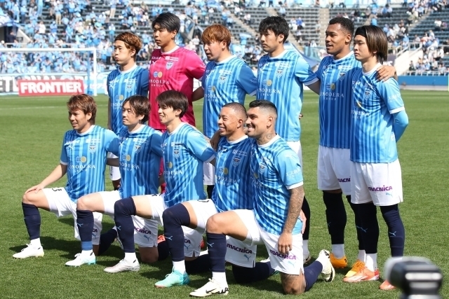 横浜FCが2024Limitedユニフォームを発表した。写真：福冨倖希
