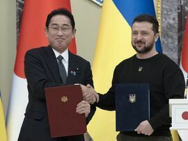 Fumio Kishida and Volodymyr Zelenskiy shake hands during a news conference in Kyiv, Ukraine in March 2023.