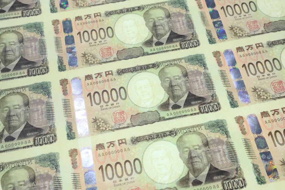 渋沢栄一の肖像が使われる新しい1万円札のサンプル（時事）