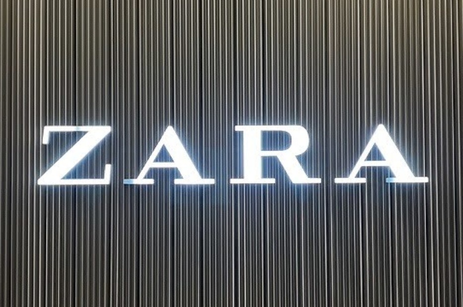 ZARAの看板写真