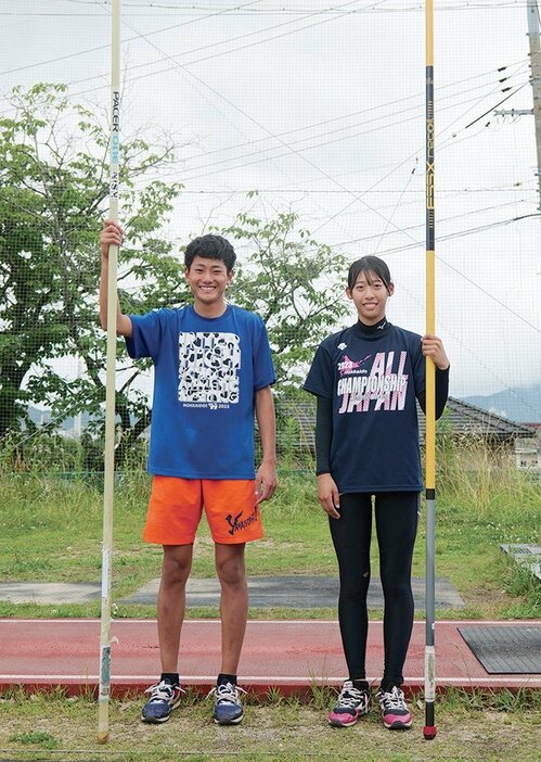 左から松井選手、山本選手