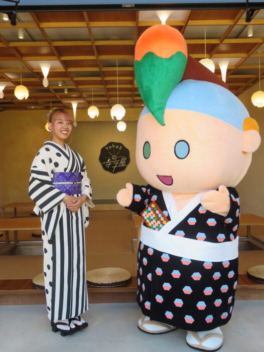 YohaSの寺子屋を使った「芝庭の寺子屋」　初代！テラガール坪田英里香とテラボーイ