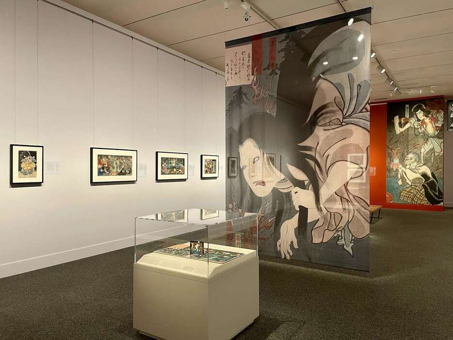 「超自然の上演：日本の版画における亡霊と舞台」展の展示風景より