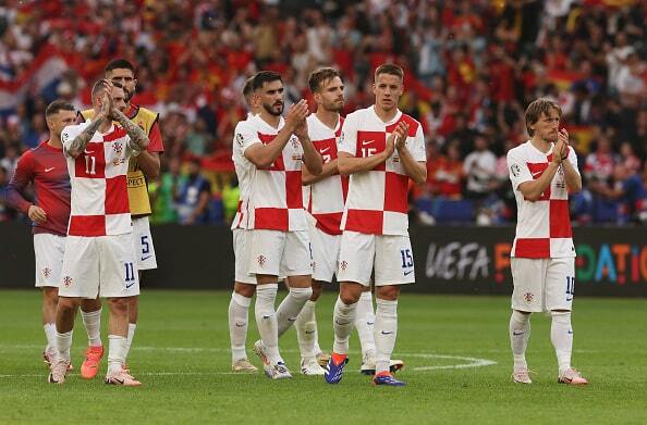 スペインに敗れたクロアチア代表の選手たち photo/Getty Images