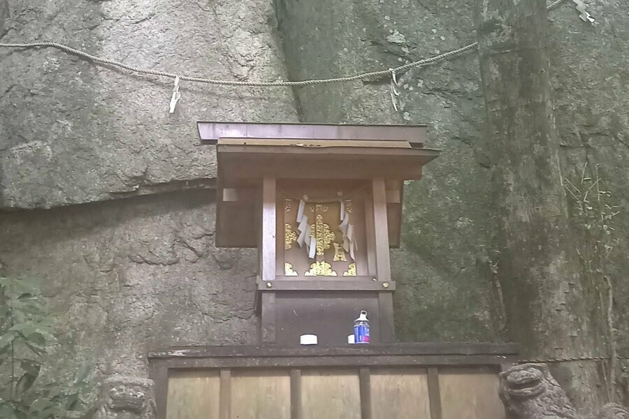 天照大神を祀る「岩戸神社」