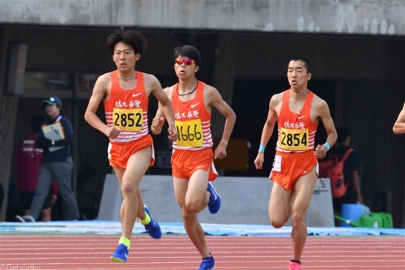 長野県大会男子1500mの佐久長聖勢。左から濵口大和、佐々木哲、松山優太