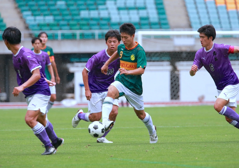 静岡学園FW9大木悠羽が決勝ゴール(写真＝西山和広)