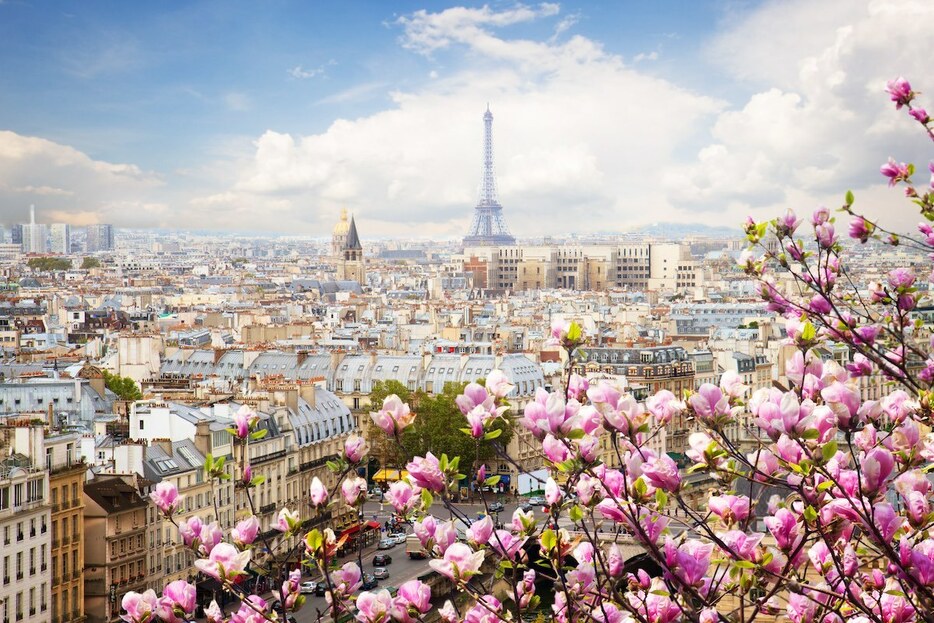 数多くのフレグランスメゾン、ベーカリー、フラワーショップ、チョコレート店があるパリは、世界で最も「いい匂いがする」街のひとつだ（Shutterstock.com）