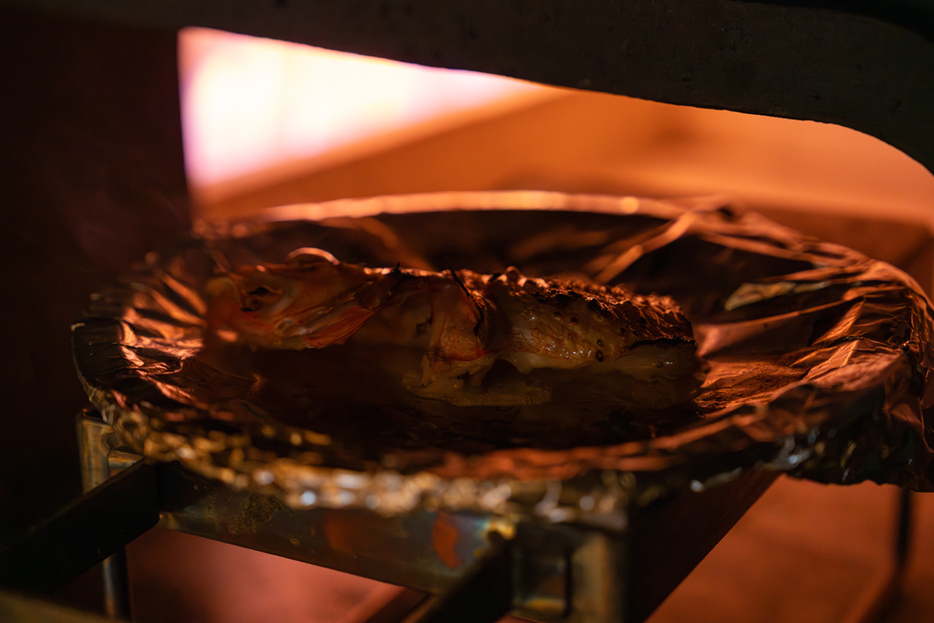 高温で香ばしく焼き上げられたきんき