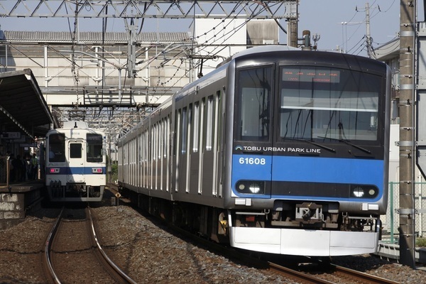 東武野田線（アーバンパークライン）（画像：PIXTA）。