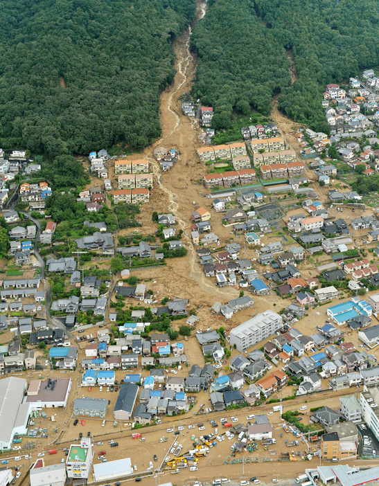 2014年の広島市の土砂災害で被害にあった広島市安佐南区の住宅街＝同年8月20日