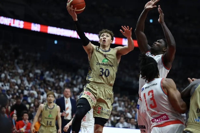 Bリーグのチャンピオンシップで積極的なプレーを見せ、チームを引っ張る今村佳太＝5月28日、神奈川県の横浜アリーナ