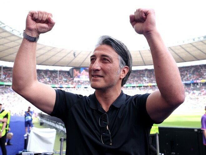 イタリアを２－０で破ったスイスのヤキン監督。（C）Getty Images