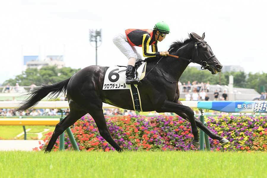 東京5R2歳新馬戦を完勝したクロワデュノール【写真：産経新聞社】