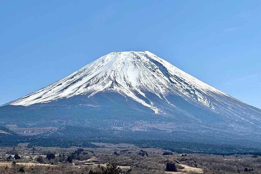 今年から入山料の徴収や事前予約制が導入される富士山（写真はイメージ）【写真：写真AC】