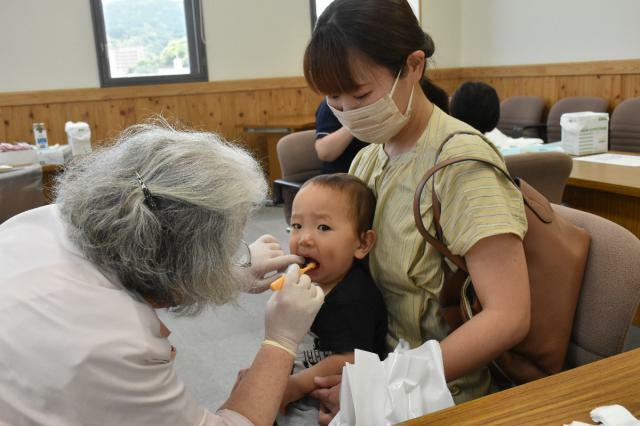 フッ素塗布やブラッシング指導があった「歯と口の健康フェスティバル」