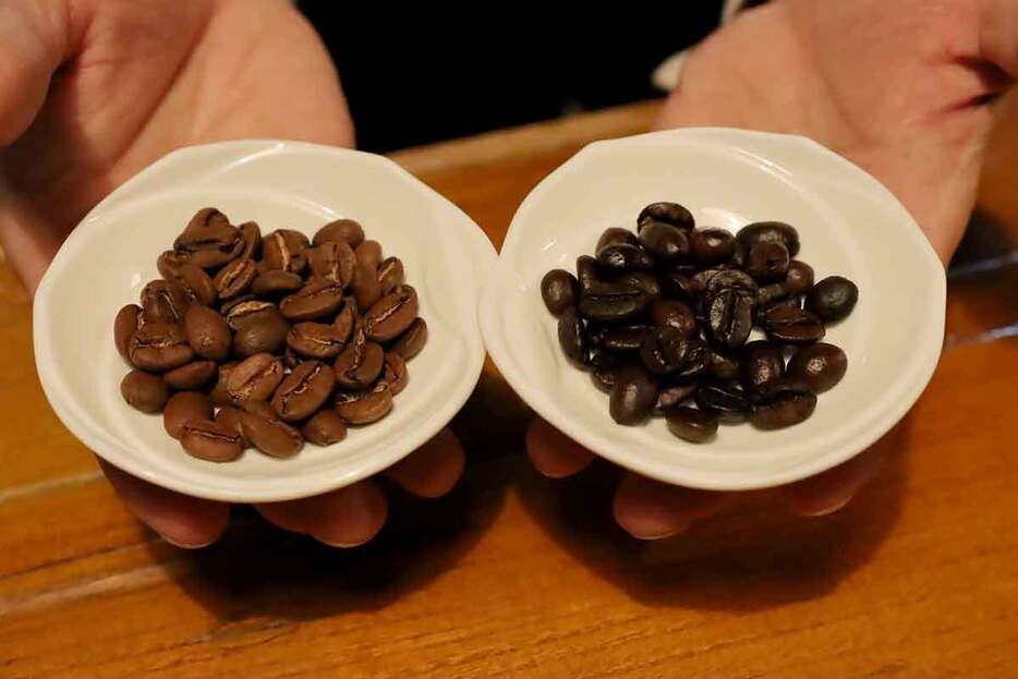 特別に焙煎した2種類のコーヒー豆