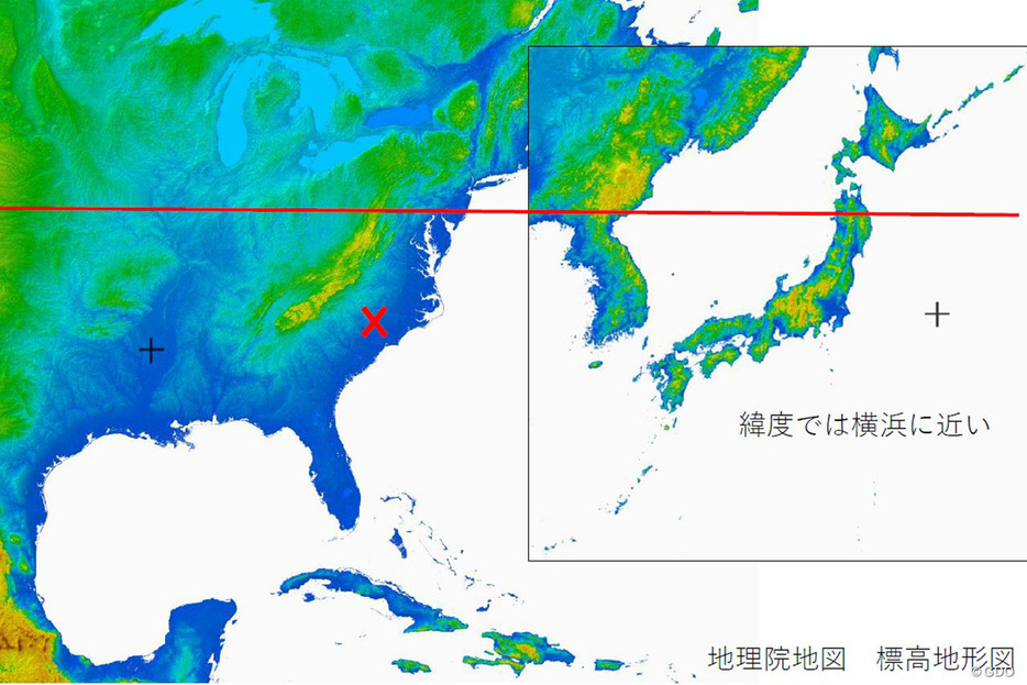 ×印の位置がパインハースト。赤線は北緯40度線