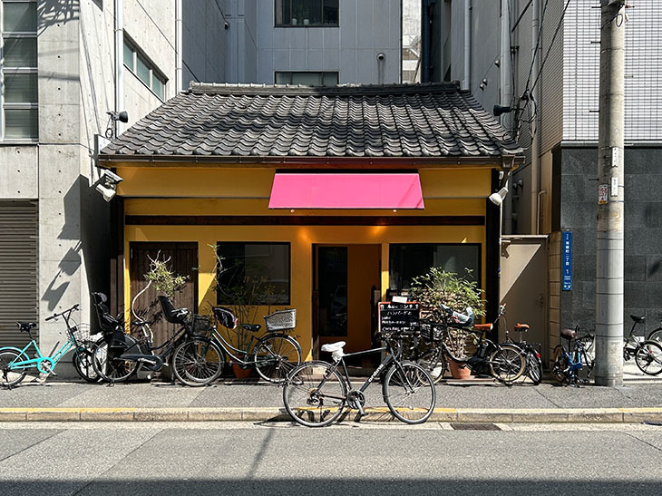 大阪の堺筋本町で80年以上続く街の洋食店