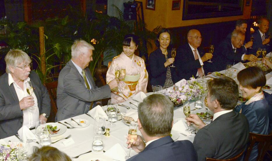 2019年9月、ハンガリーとの外交関係開設150周年を記念した夕食会に参加される秋篠宮家の次女佳子さま＝ブダペスト（共同）