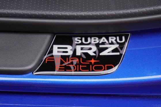 欧州向け「スバル BRZ」最後の特別モデル。プレートのバックには「ファイナル」の文字が見える。