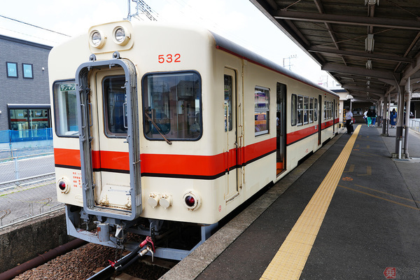 関東鉄道竜ヶ崎線のキハ532形気動車（安藤昌季撮影）。