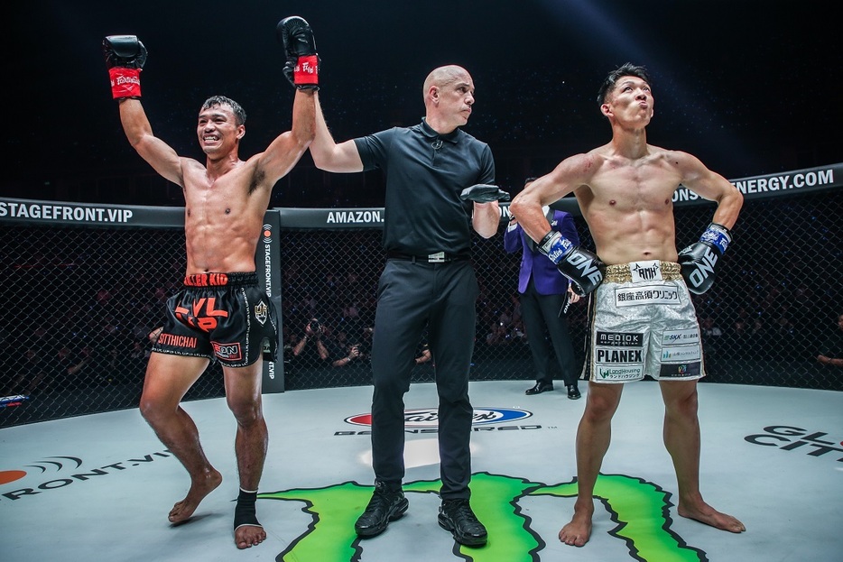 シッティチャイが判定勝ち（©ONE Championship）