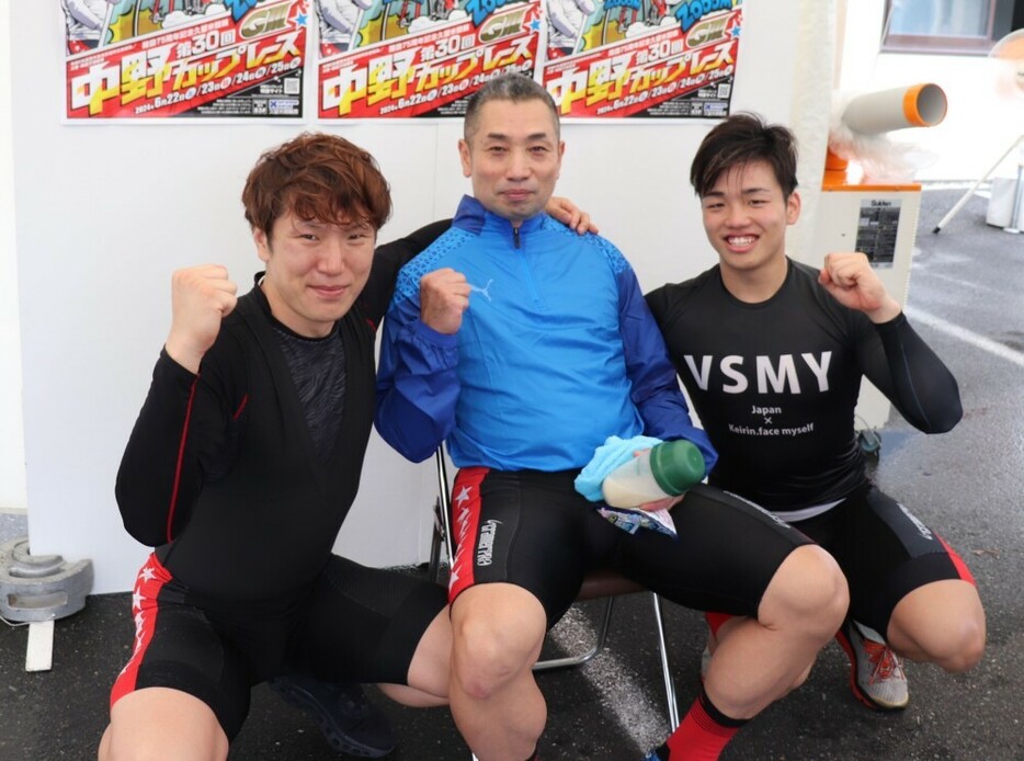（左から）初日1Rで1着の坂本健太郎、同3着の紫原政文、同2着の後藤大輝
