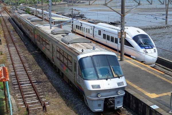 JR九州の鉄道イメージ（画像：PIXTA）。