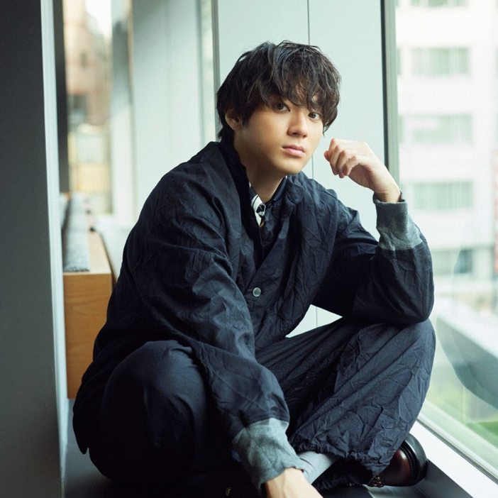 山田裕貴｜1990年9月18日生まれ。愛知県出身。近年の出演作に、ドラマ『どうする家康』、映画『ゴジラ-1.0』、7月12日公開の映画『キングダム 大将軍の帰還』（万極役）に出演する。