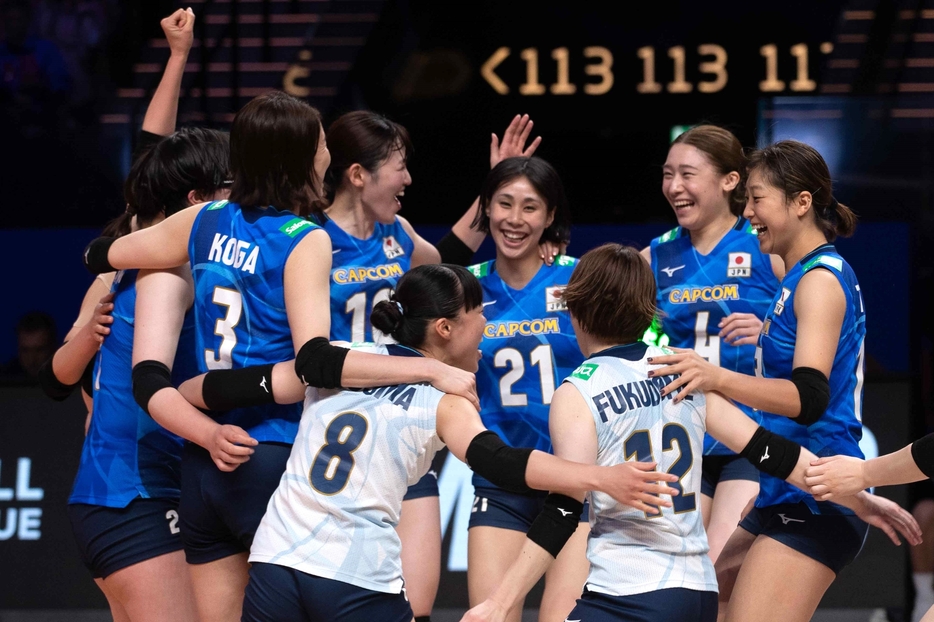 6勝2敗で4位につける女子日本。このままの勢いを保てばパリ五輪出場権は獲得できるだろう(C)Getty Images