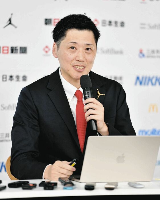 バスケットボール女子日本代表・恩塚亨監督